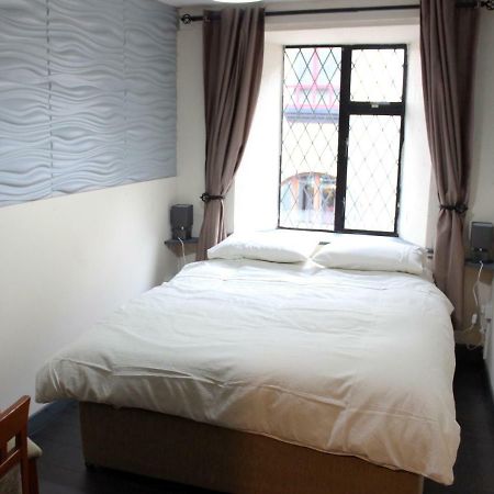 Donegal Lodgings - Apt 3 - Br En-Suite Donegal Town Exterior foto